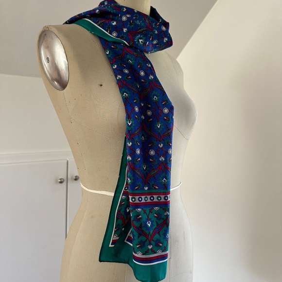 Vintage scarf - Picture 2 of 5